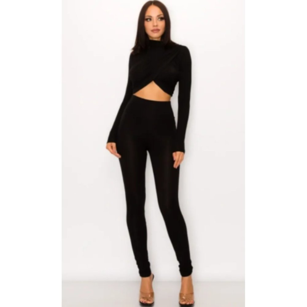 NWT Black Ruched Shirred Mock Neck Cropped Top & High Rise Pants Whitney SET